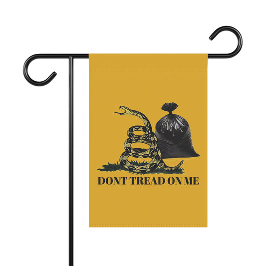 Don't Tread On Me Garbage Bag Gadsden Flag, Patriotic Outdoor House Sign, Liberty Flag Pennant, USA Yard Art